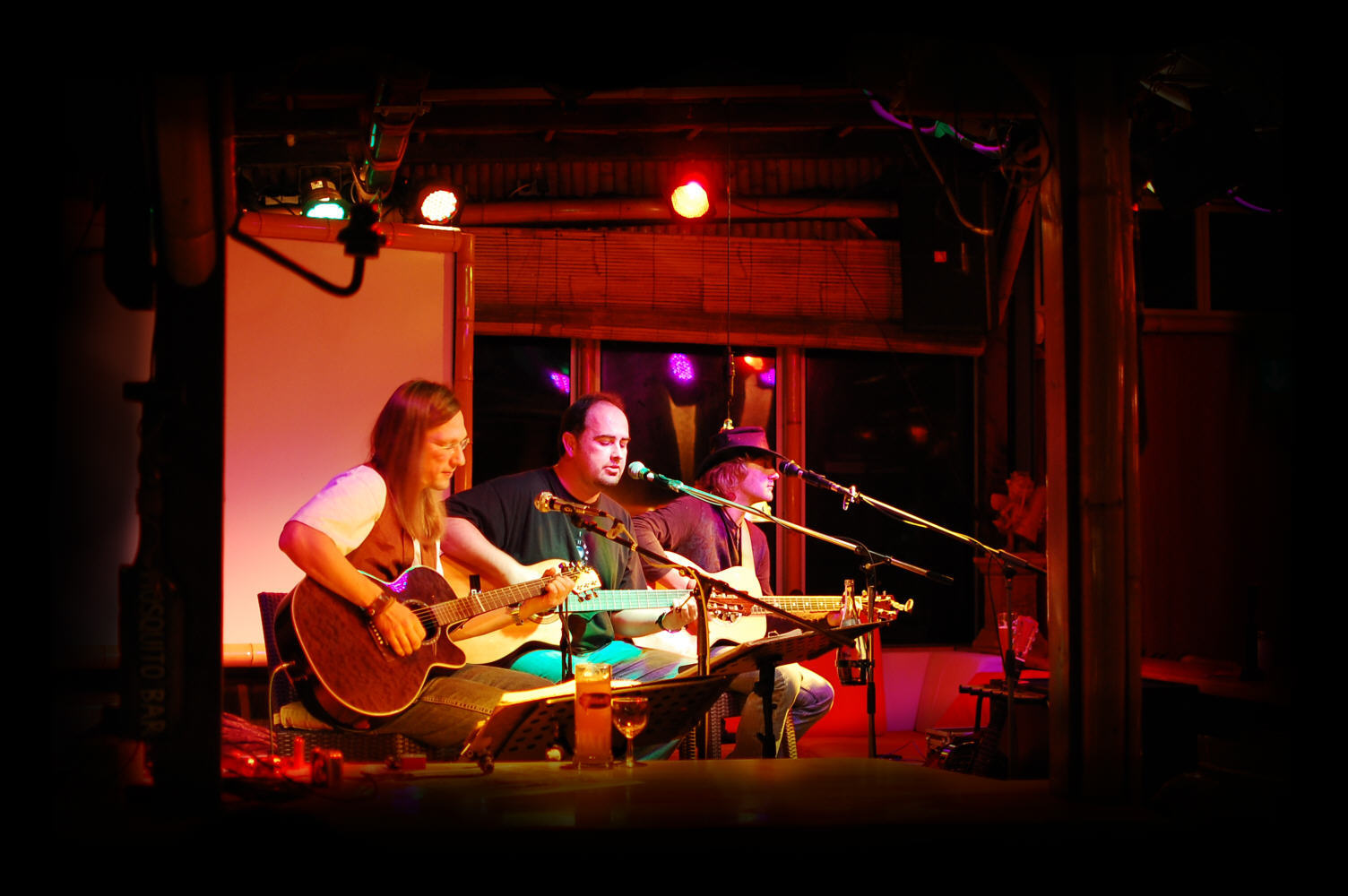 Lovehunter-Live-at-Mosquito-Bar-in-H�gelsheim-2009